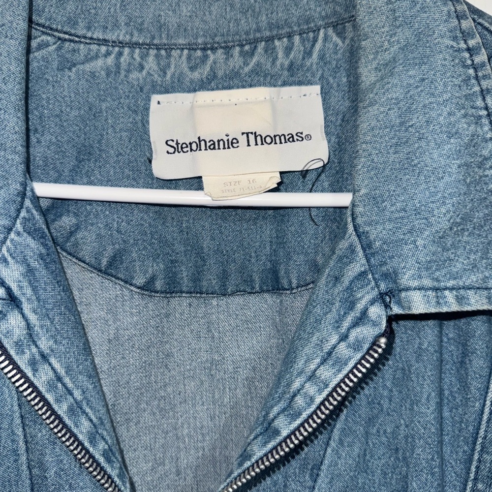 Long Blue Denim Jacket with front zipper - Picture 4 of 7